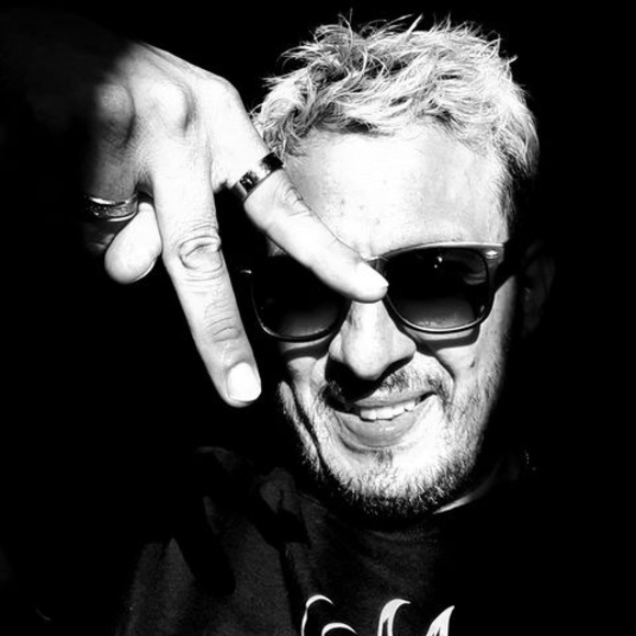 Meet your Posher, Christian - Picture 1 of 1